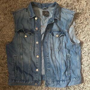Sleeveless Denim Jacket